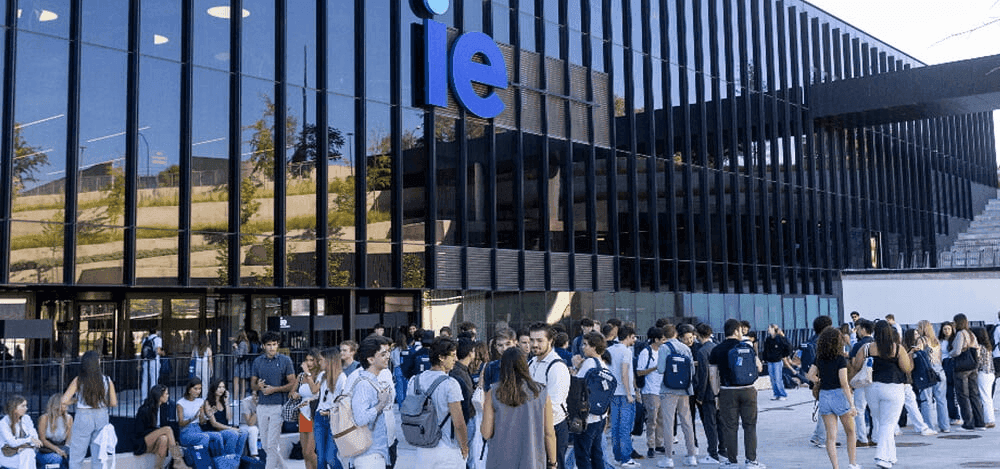 IE University